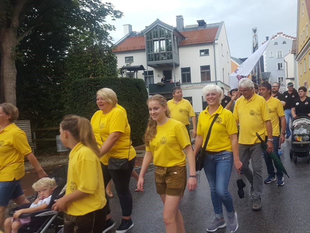 Einzug Dorfner Volksfest