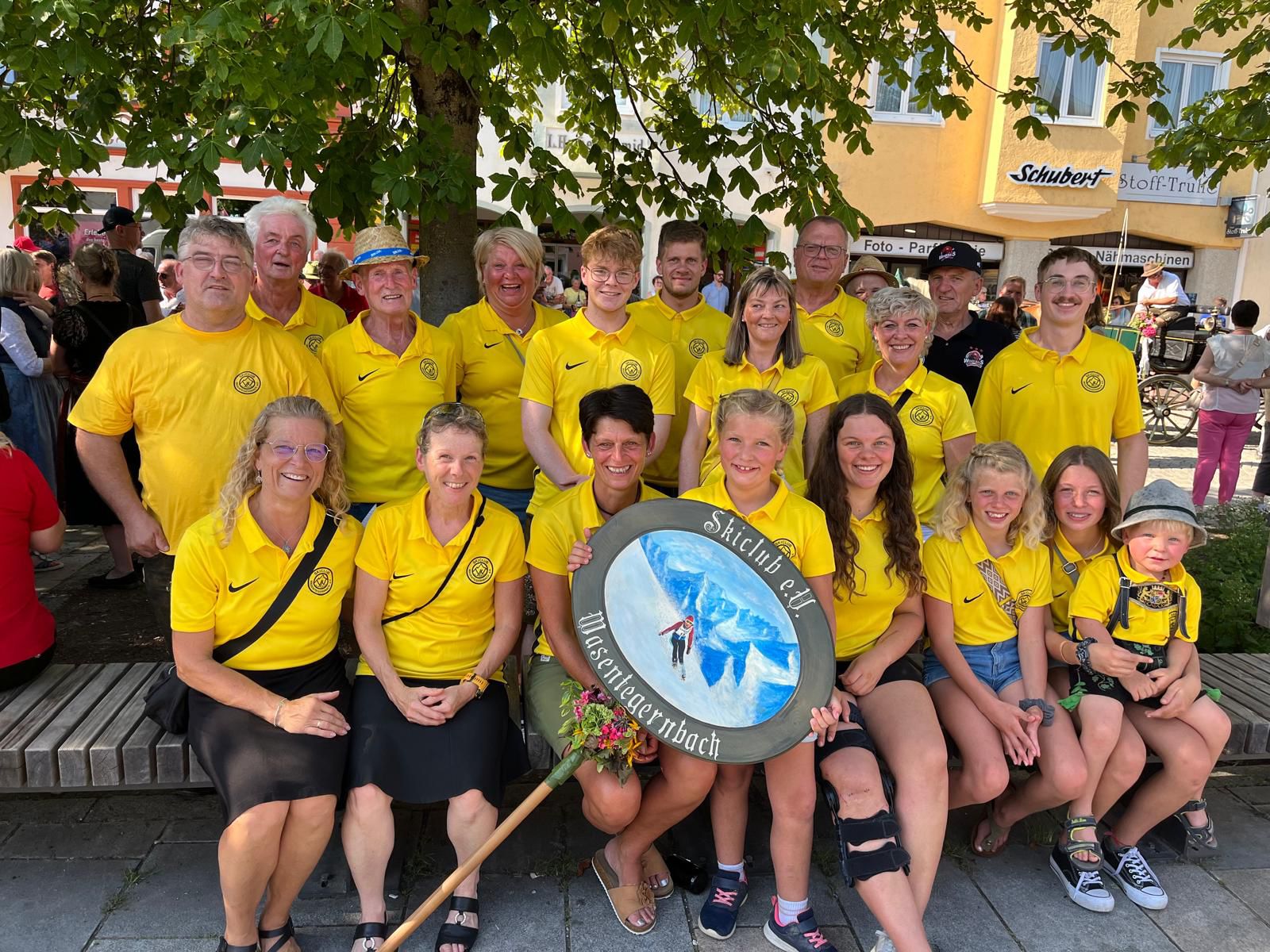 Einzug Dorfner Volksfest